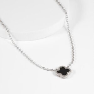 Серебряное колье с ониксом