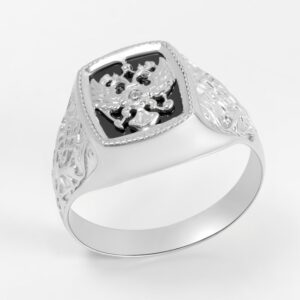 Серебряная печатка с фианитами