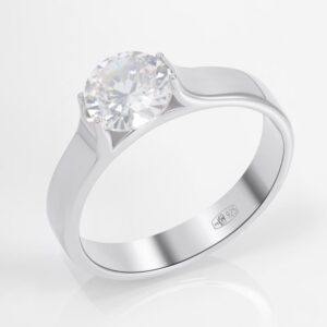 Серебряное кольцо с фианитами
