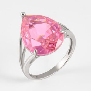 Серебряное кольцо с фианитами