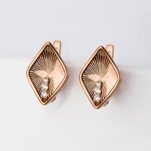 Серьги с бриллиантами из красного золота